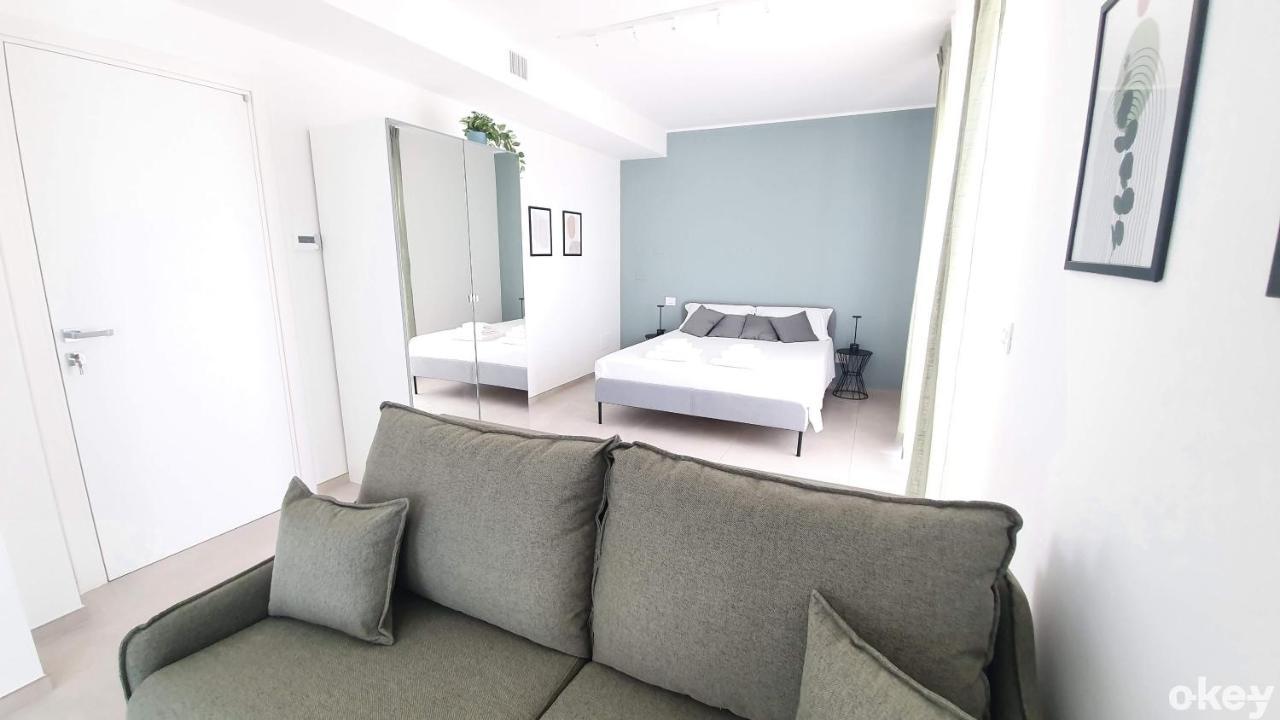 Villa Mediterranea Apartments - Seaview, Pool & Garden บารี ภายนอก รูปภาพ