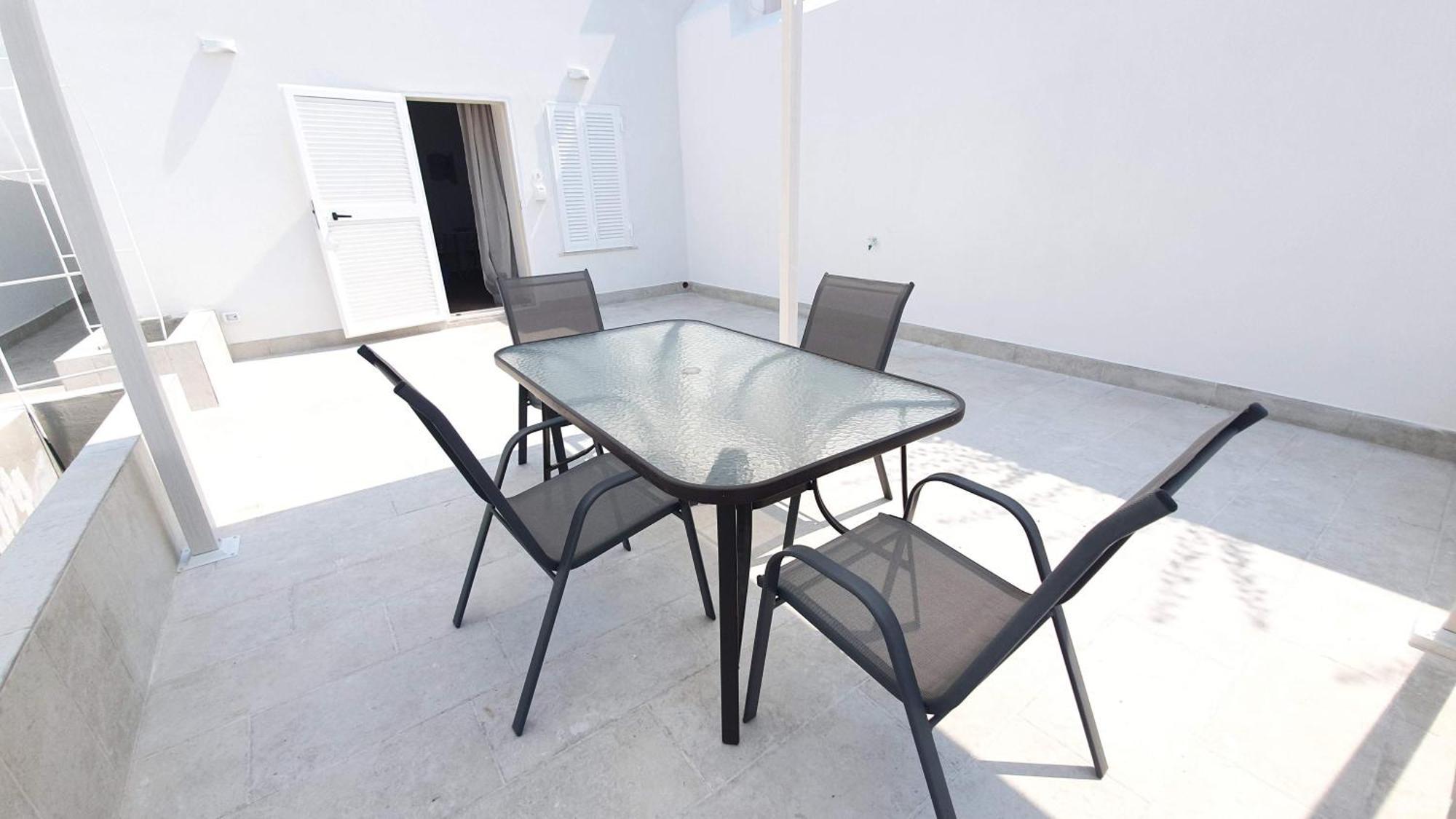 Villa Mediterranea Apartments - Seaview, Pool & Garden บารี ภายนอก รูปภาพ